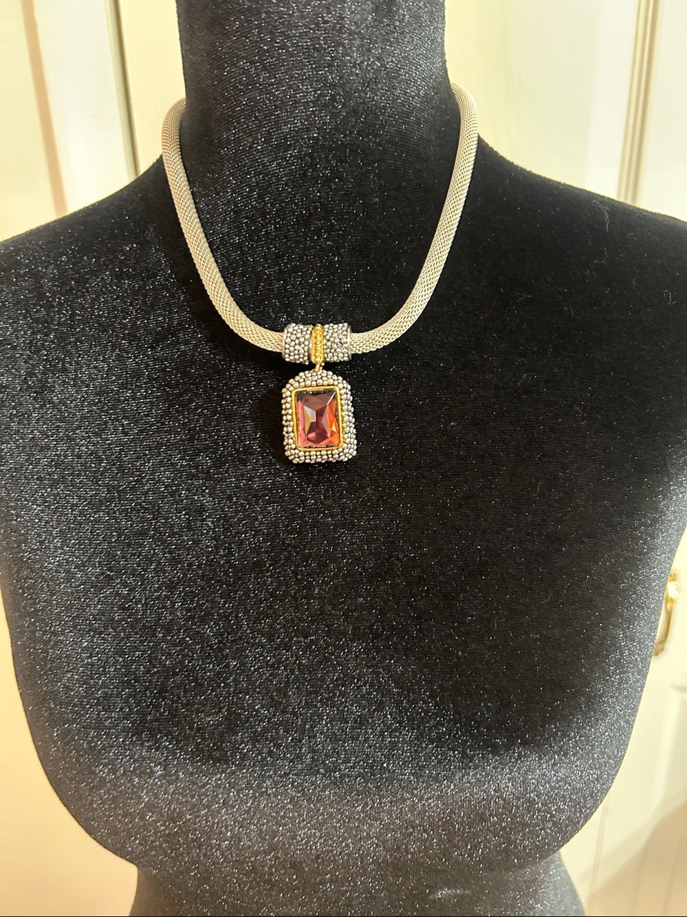 Premier design, silver mesh, necklace, wth pendant. Vintage